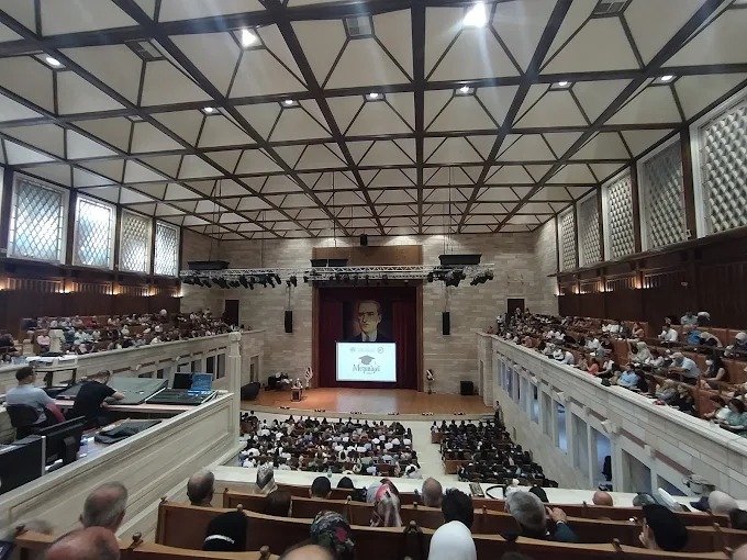 İstanbul Üniversitesi Cemil Bilsel Konferans Salonu
